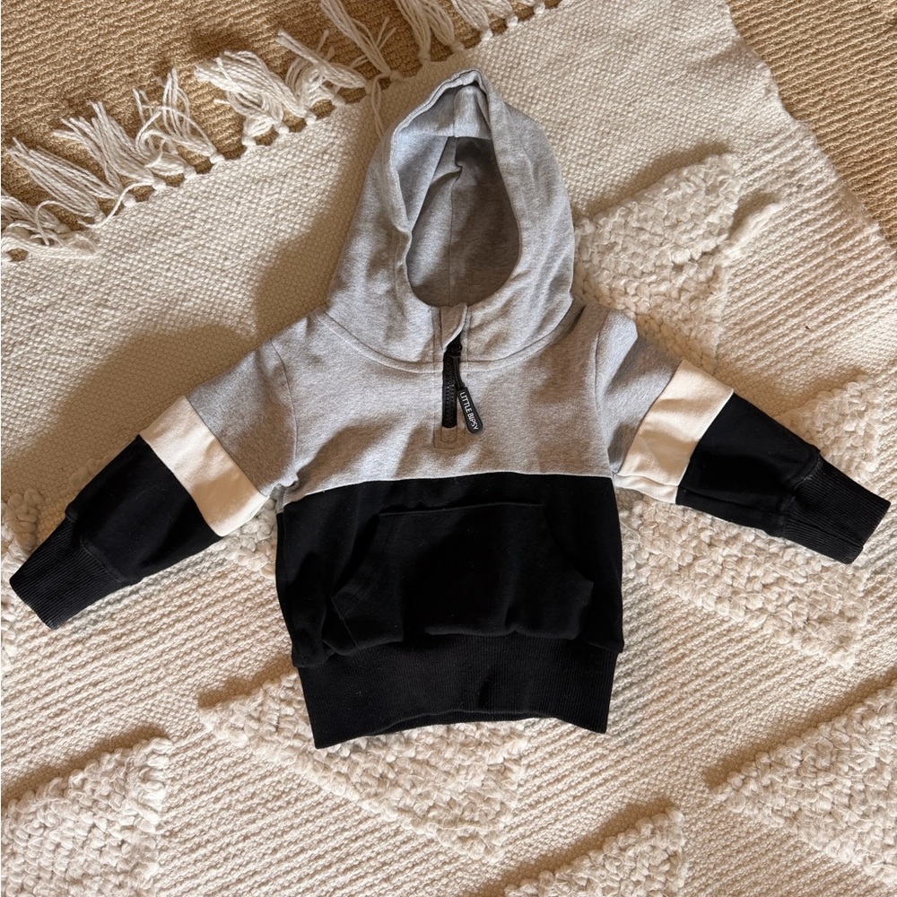 Little Bipsy Gray, Black & White Colorblock Hoodie 6-12 M